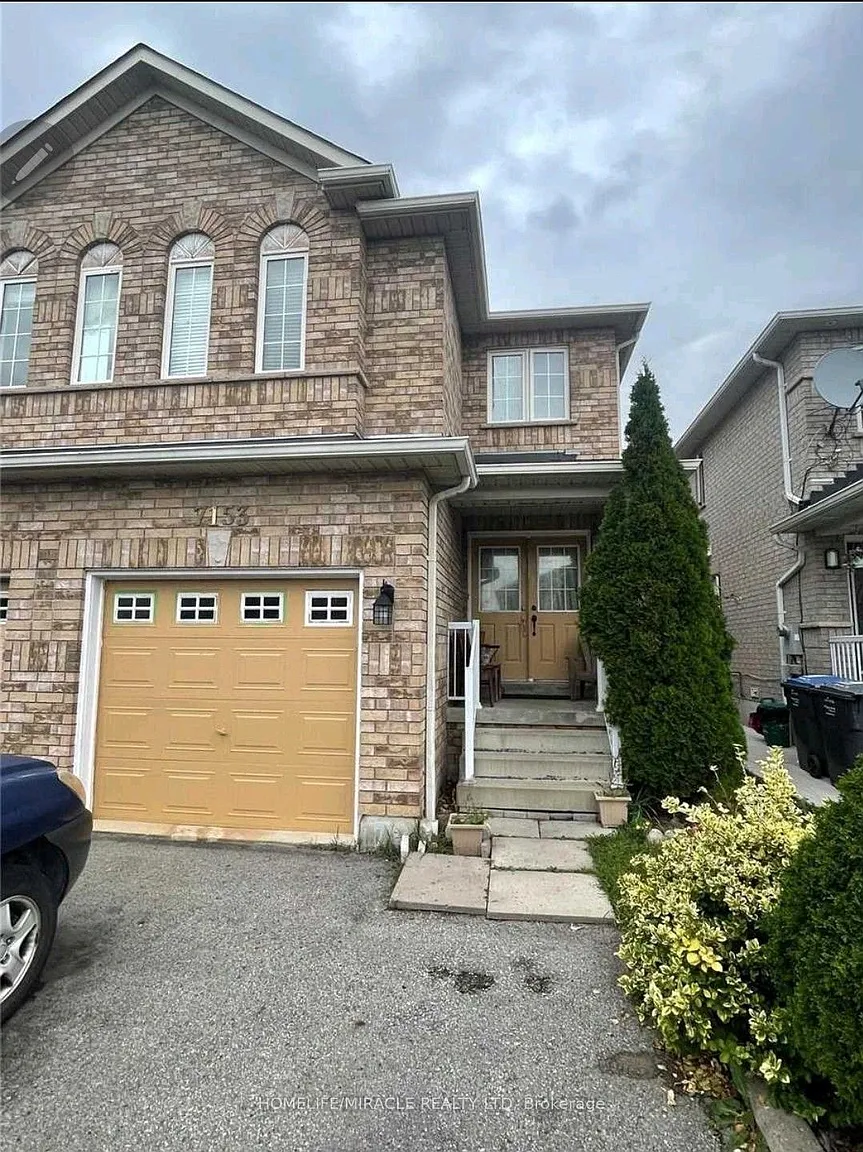 7153 Village Walk photo 1