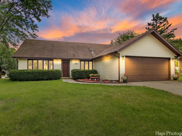 1100 Santa Anita Dr, Hanover Park, IL 60133