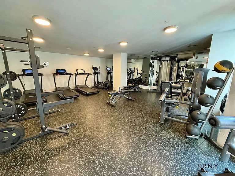 1326 Ocean Ave #7G — Photo 16