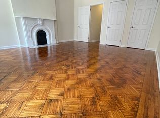 52 W 56th St APT 4, New York, NY 10019