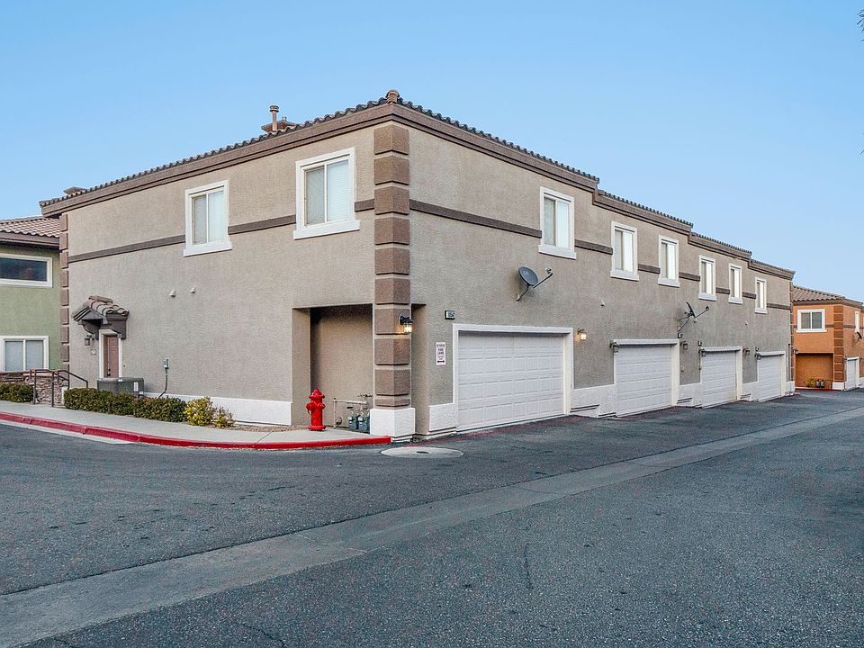 1st image of 10542 Gold Shadow Ave