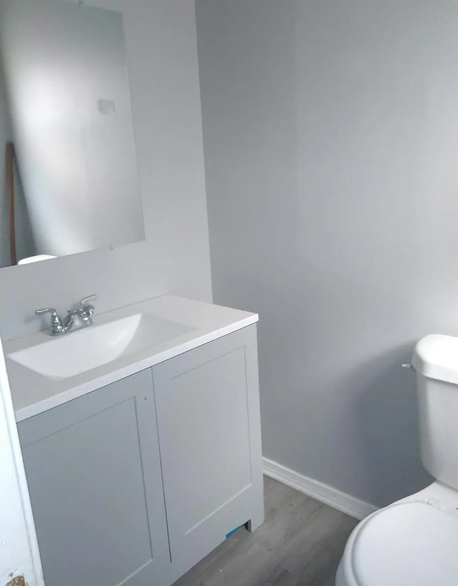 3 bed, 1.5 bath, 1200 sqft, $2,200 — Photo 1