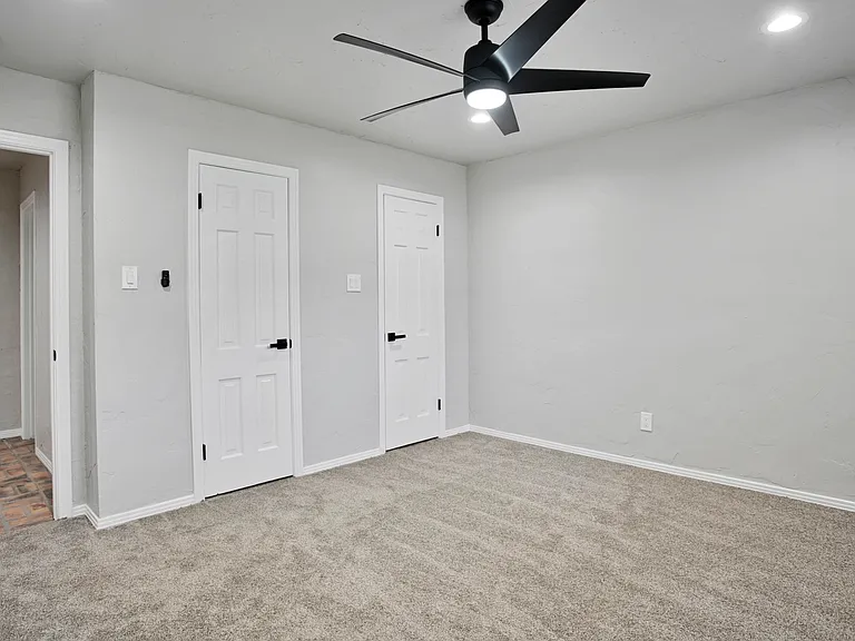 3811 63rd Dr — Photo 25