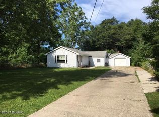 875 S Dangl Rd, Muskegon, MI 49442