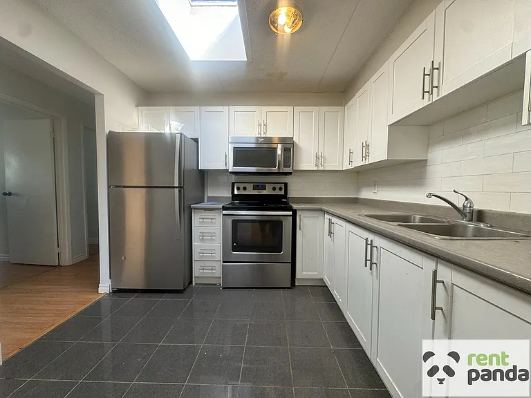56 Donald St #305 — Photo 4