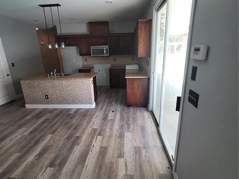 7349 Dolphine Crest Ave — Photo 12
