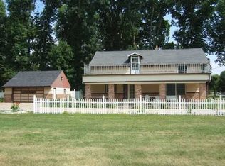 5440 Hughes Rd, Lansing, MI 48911