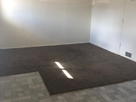 2nd image of 415 Nace Ave