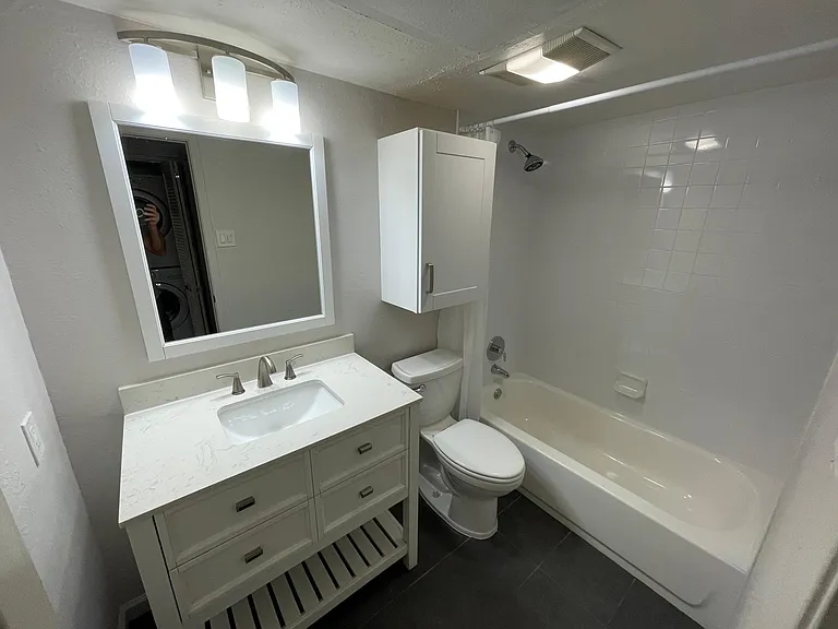1603 N Garrett Ave #106 — Photo 8