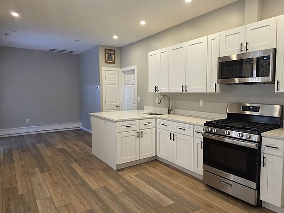 5th image of 373 Ehrhardt Rd #3
