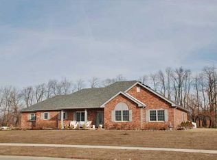 1624 Country Manor Ln, Anderson, IN 46013