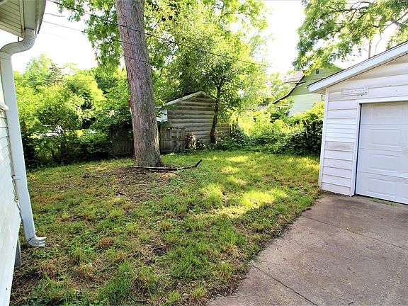 4th image of 1005 Lawndale Ave