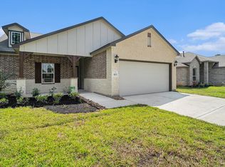 855 Waukegan Rd, Conroe, TX 77306