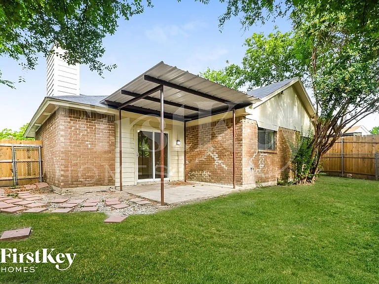 4022 Rustic Trl — Photo 15