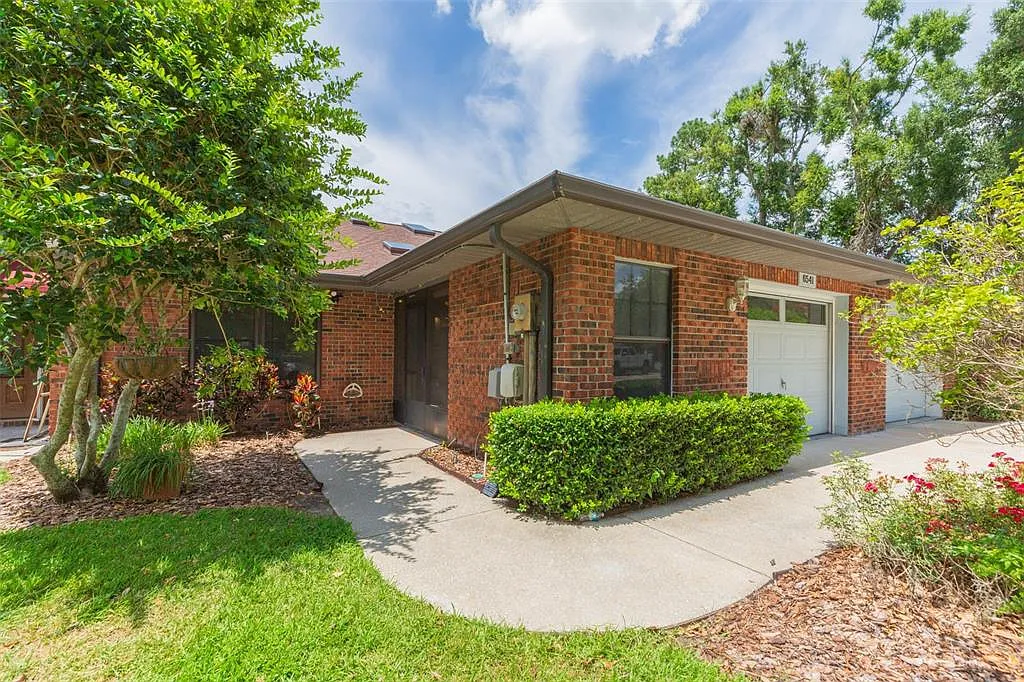 2 bed, 2.0 bath, 1496 sqft, $1,800 — Photo 1