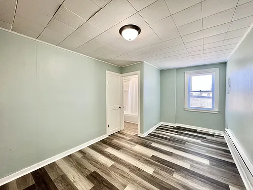 15 Swift St #B Photo 1