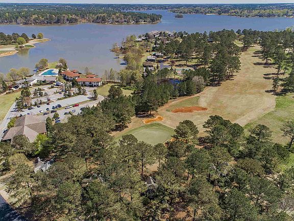 2nd image of 220 Cuscowilla Dr