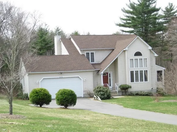 51 Sheffield Dr, Belchertown, MA 01007