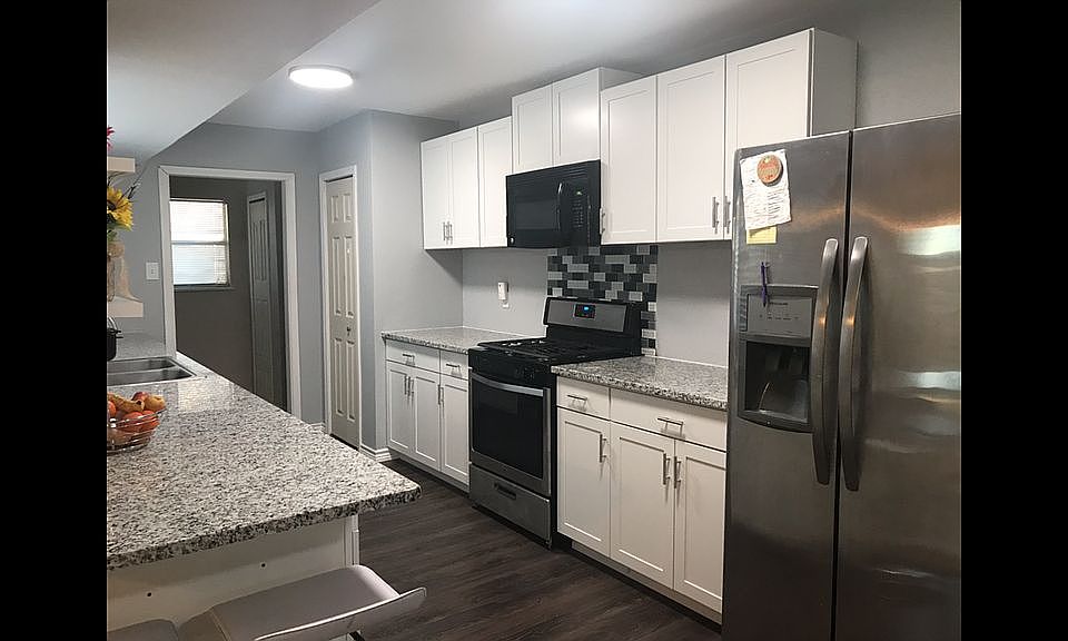 1st image of 10638 Black Walnut Dr