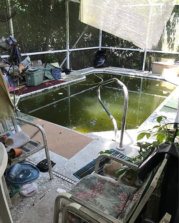 2nd image of 16028 Pine Ridge Dr
