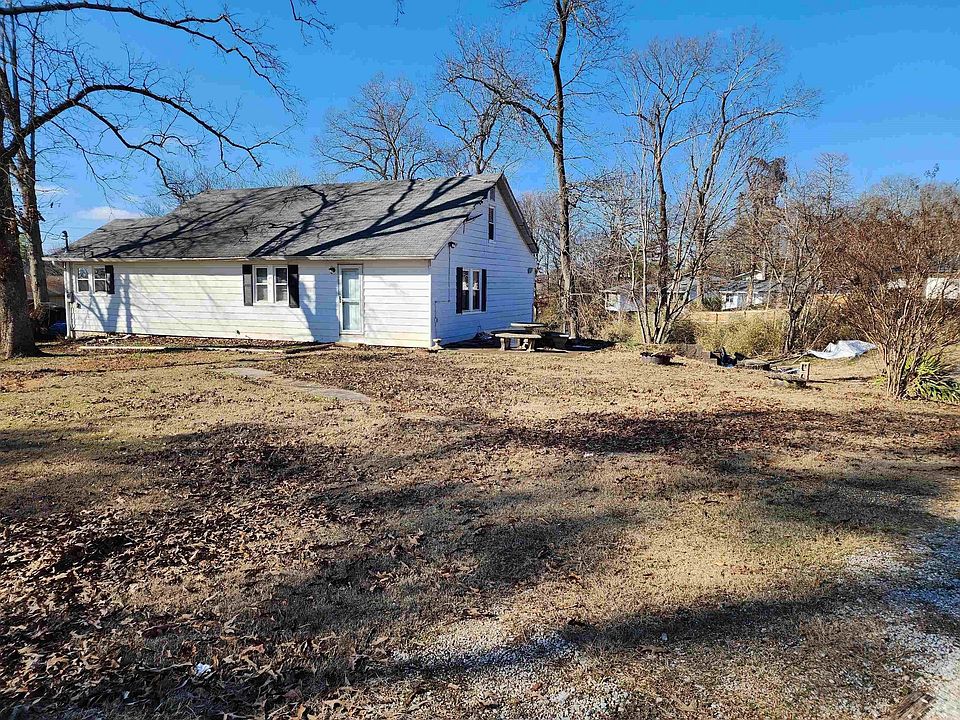 1st image of 1511 Hermitage Dr