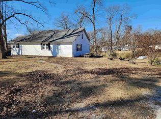 1511 Hermitage Dr, Florence, AL 35630