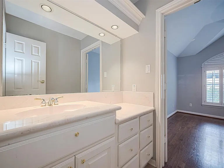 5302 Fayette St — Photo 18
