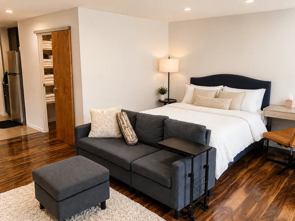 1250 4th St SW APT 212, Washington, DC 20024