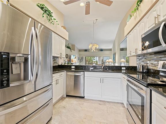 5th image of 26370 Sunderland DR W #4203