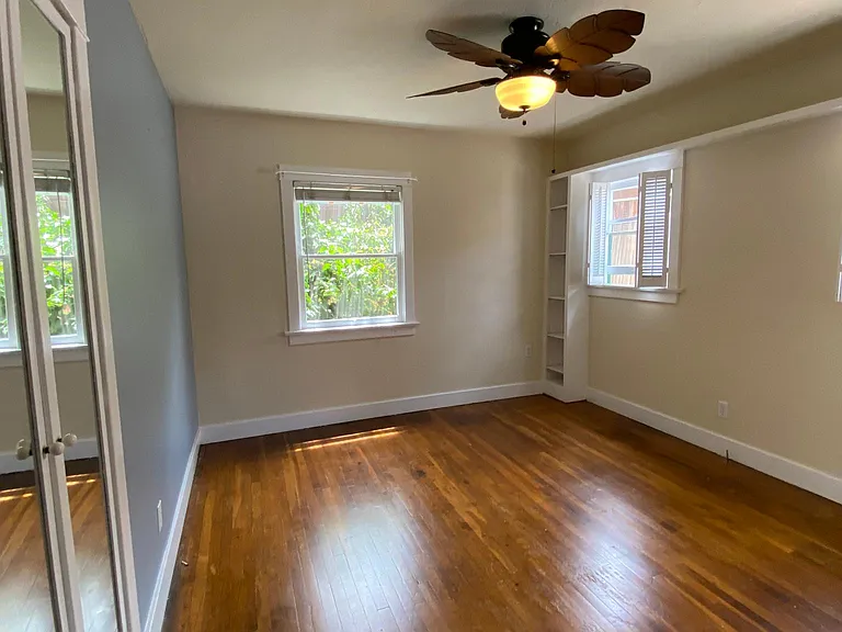 619 Catalina Blvd — Photo 11