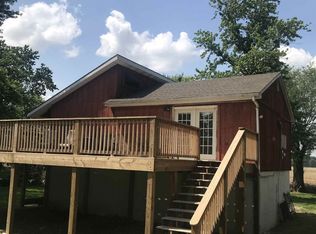 8015 Roth Rd, Evansville, IN 47712