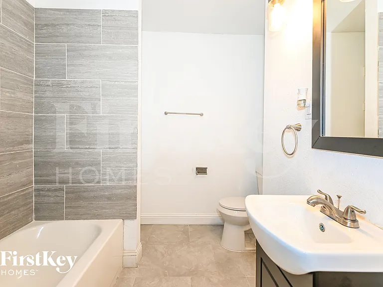 7709 Texridge Dr — Photo 9
