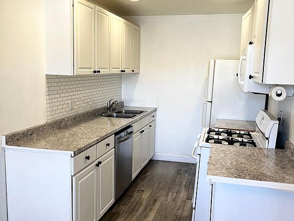 4th image of 7849 Sayonara Dr APT B