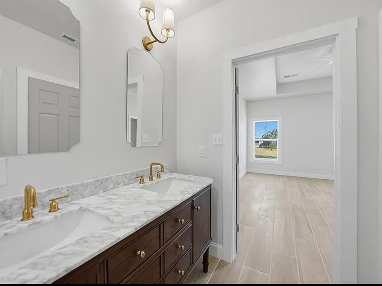 3320 Palm Dr — Photo 12