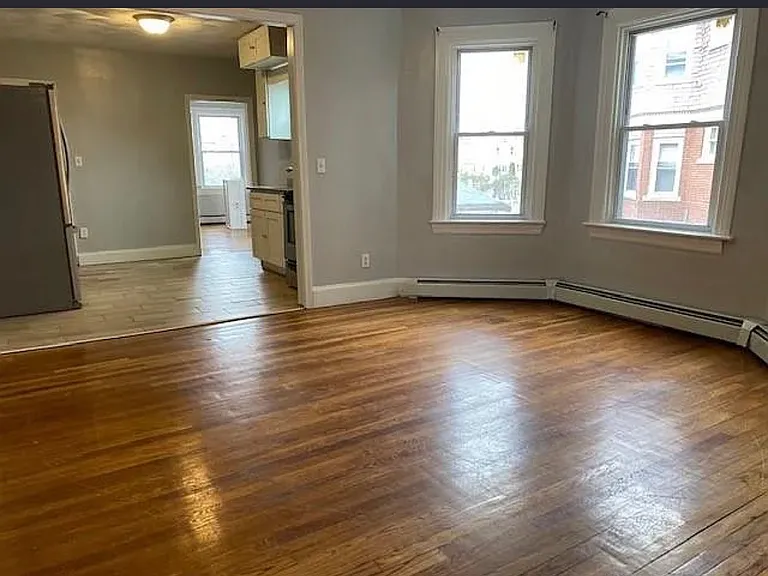 15 Sylvan Ave — Photo 5
