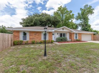 6041 Shadow Oak Ct, Jacksonville, FL 32277