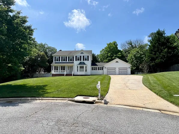 105 Oneill Ct, Jamestown, NC 27282