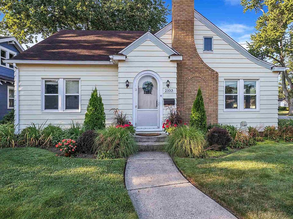 1st image of 2103 Sunnyside Ave