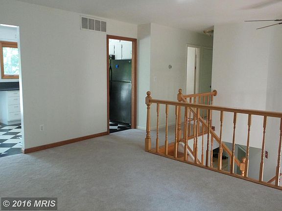 2nd image of 614 Echo Cove Dr