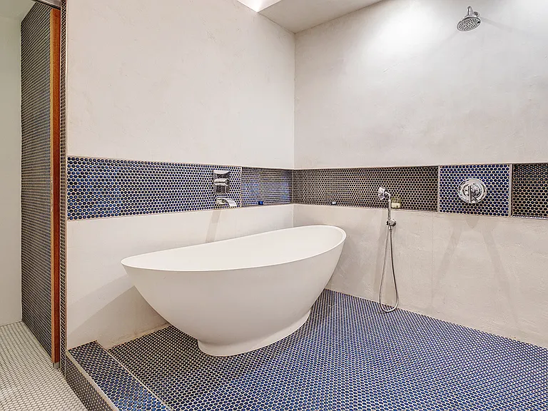 385 Tehama St — Photo 24