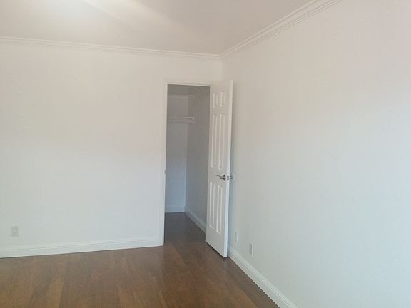3rd image of 4 Monterey Blvd APT 5