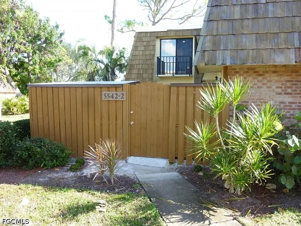 5542 Malt Dr #2