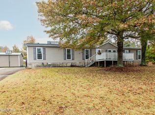460 Abbott Rd, Lenoir City, TN 37771