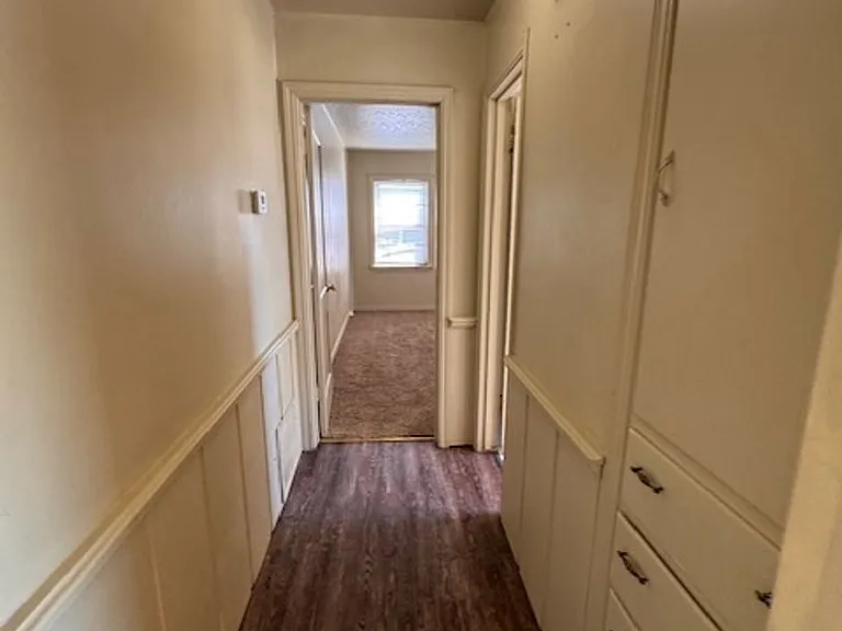2916 Shirley Ln — Photo 10