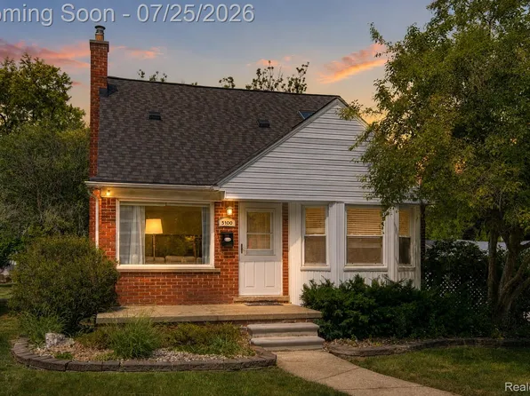 3100 Edgewood St, Dearborn, MI 48124