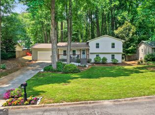 5341 Tall Oak Dr, Marietta, GA 30068