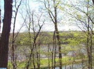 River Rd, Upper black eddy, PA 18972