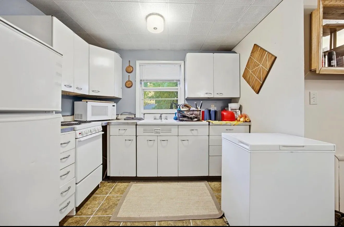1 bed, $850 — Photo 1