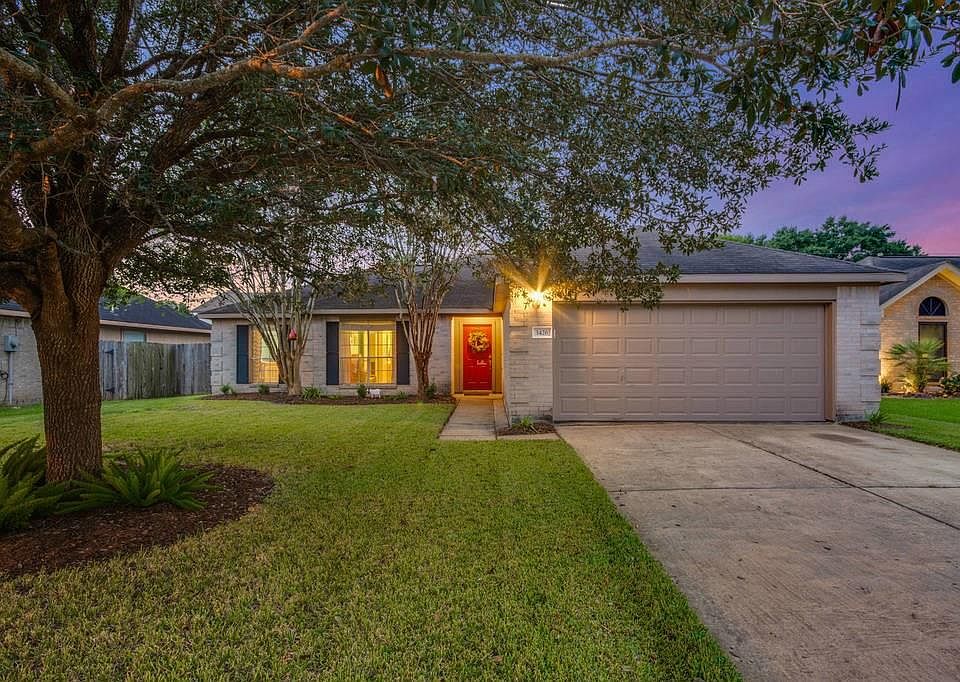 1st image of 3426 Mission Valley Dr