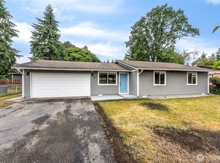 68 Ira Light St, Steilacoom, WA 98388